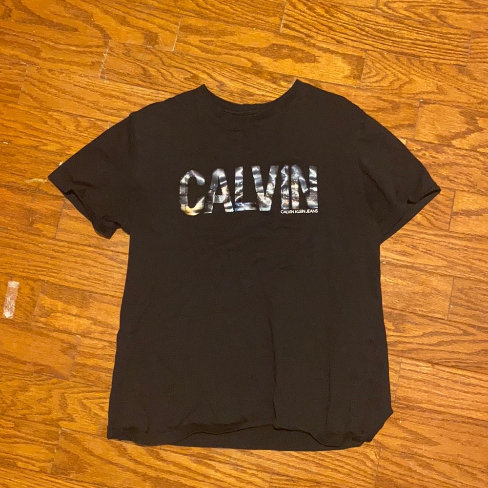 M, Calvin Klein black teeshirt